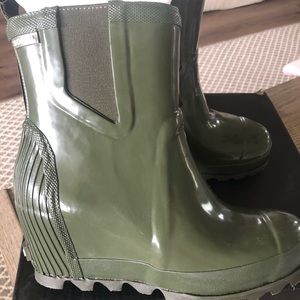 Sorel Green Wedge Rainboots